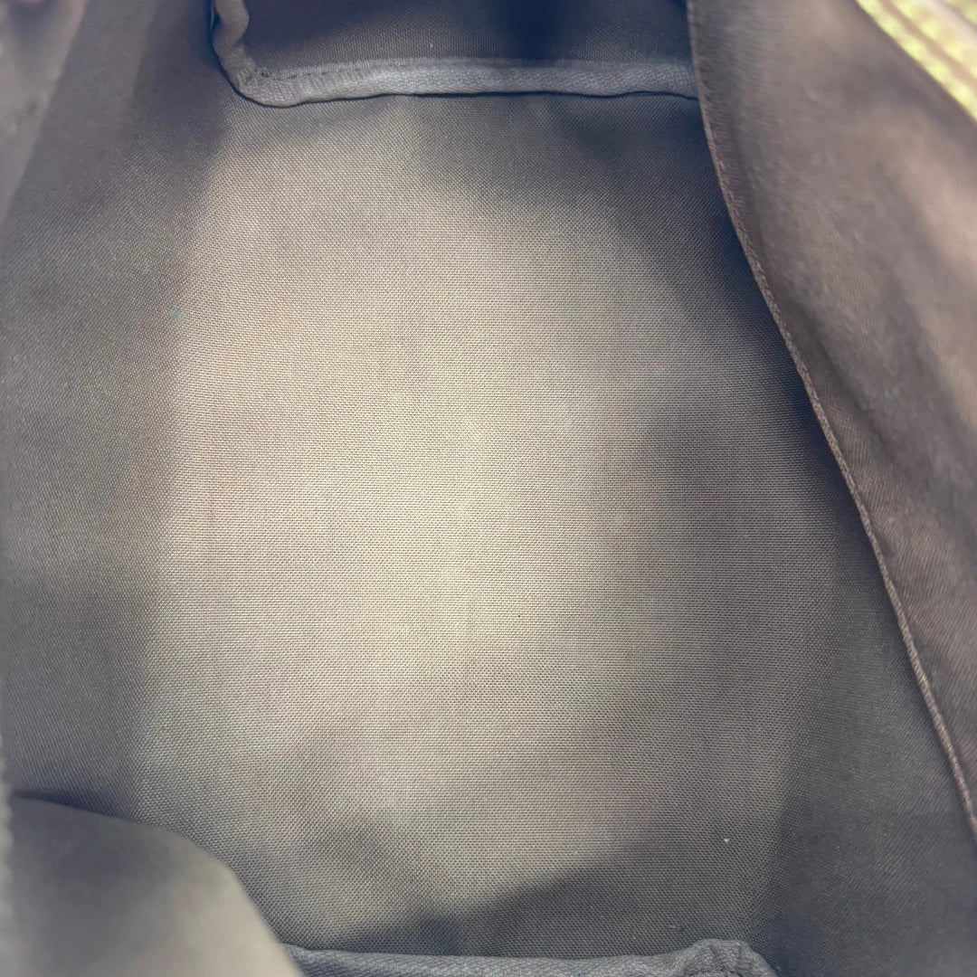 https://cdn.shopify.com/s/files/1/0564/9376/8855/files/Louis_Vuitton_Handtasche_Speedy_25_monogram_braun_18.webp?v=1784245730