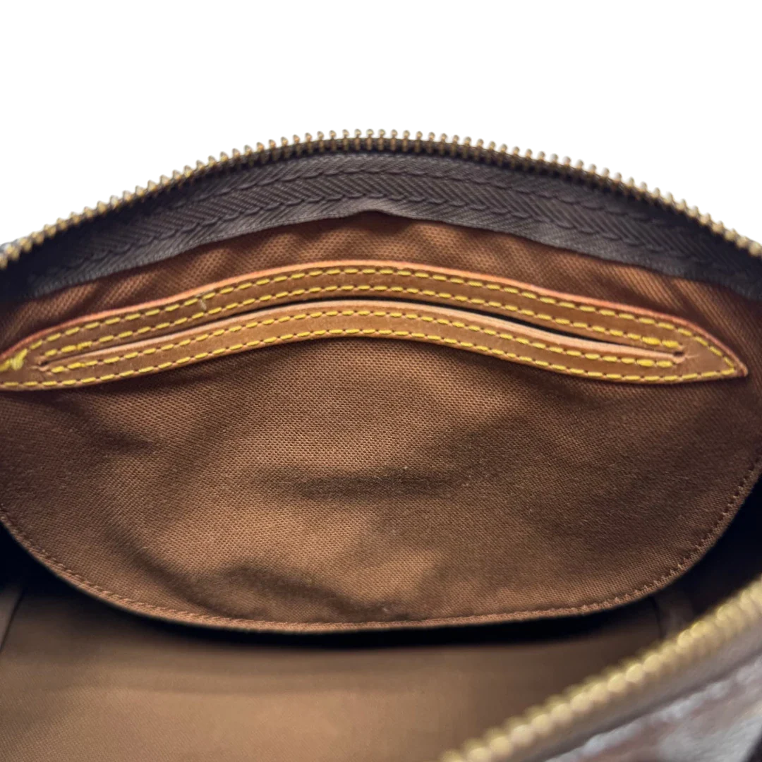 https://cdn.shopify.com/s/files/1/0564/9376/8855/files/Louis_Vuitton_Handtasche_Speedy_25_monogram_braun_19.webp?v=1784245729