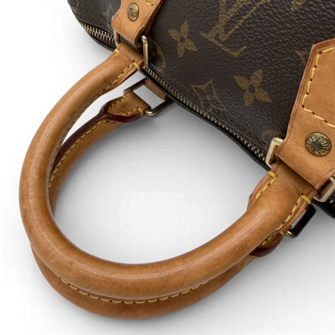 https://cdn.shopify.com/s/files/1/0564/9376/8855/files/Louis_Vuitton_Handtasche_Speedy_25_monogram_braun_vintage_LV5905.webp?v=1778067576