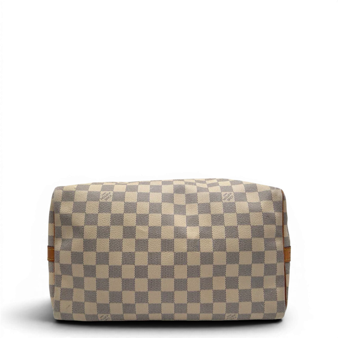 https://cdn.shopify.com/s/files/1/0564/9376/8855/files/Louis_Vuitton_Handtasche_Speedy_30_Bandouliere_Damier_Azur_weiss_5.webp?v=1784128191