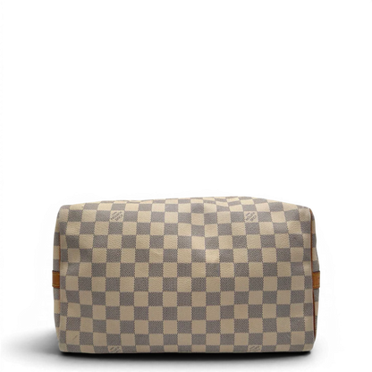 https://cdn.shopify.com/s/files/1/0564/9376/8855/files/Louis_Vuitton_Handtasche_Speedy_30_Bandouliere_Damier_Azur_weiss_5.webp?v=1784128191