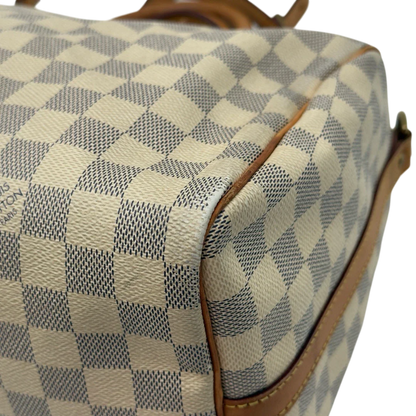 https://cdn.shopify.com/s/files/1/0564/9376/8855/files/Louis_Vuitton_Handtasche_Speedy_30_Bandouliere_Damier_Azur_weiss_8.webp?v=1784128191