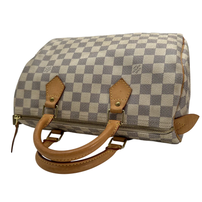 https://cdn.shopify.com/s/files/1/0564/9376/8855/files/Louis_Vuitton_Handtasche_Speedy_30_Damier_Azur_weiss_vintage_LV_2022_0fefe34d-4c1a-4fd9-aa46-364ae0522b38.webp?v=1769739707
