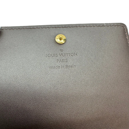https://cdn.shopify.com/s/files/1/0564/9376/8855/files/Louis_Vuitton_Kartenhalter_Envelope_Vernis_monogram_dunkelrot_8.webp?v=1783511439