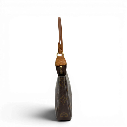 https://cdn.shopify.com/s/files/1/0564/9376/8855/files/Louis_Vuitton_Pochette_Accessoires_monogram_braun_vintage_LV7154.webp?v=1778680032