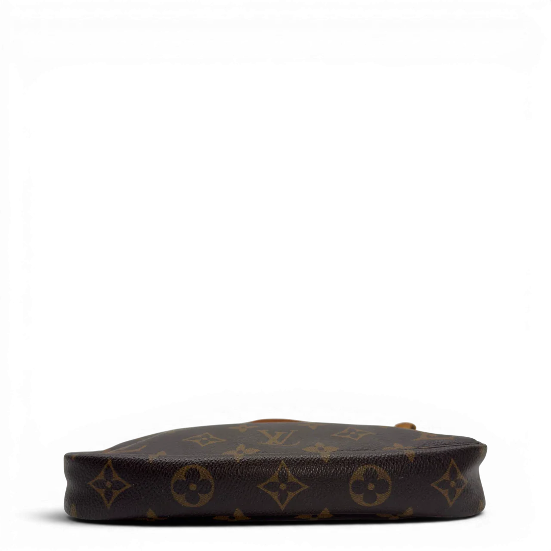 https://cdn.shopify.com/s/files/1/0564/9376/8855/files/Louis_Vuitton_Pochette_Accessoires_monogram_braun_vintage_LV7156.webp?v=1778680032