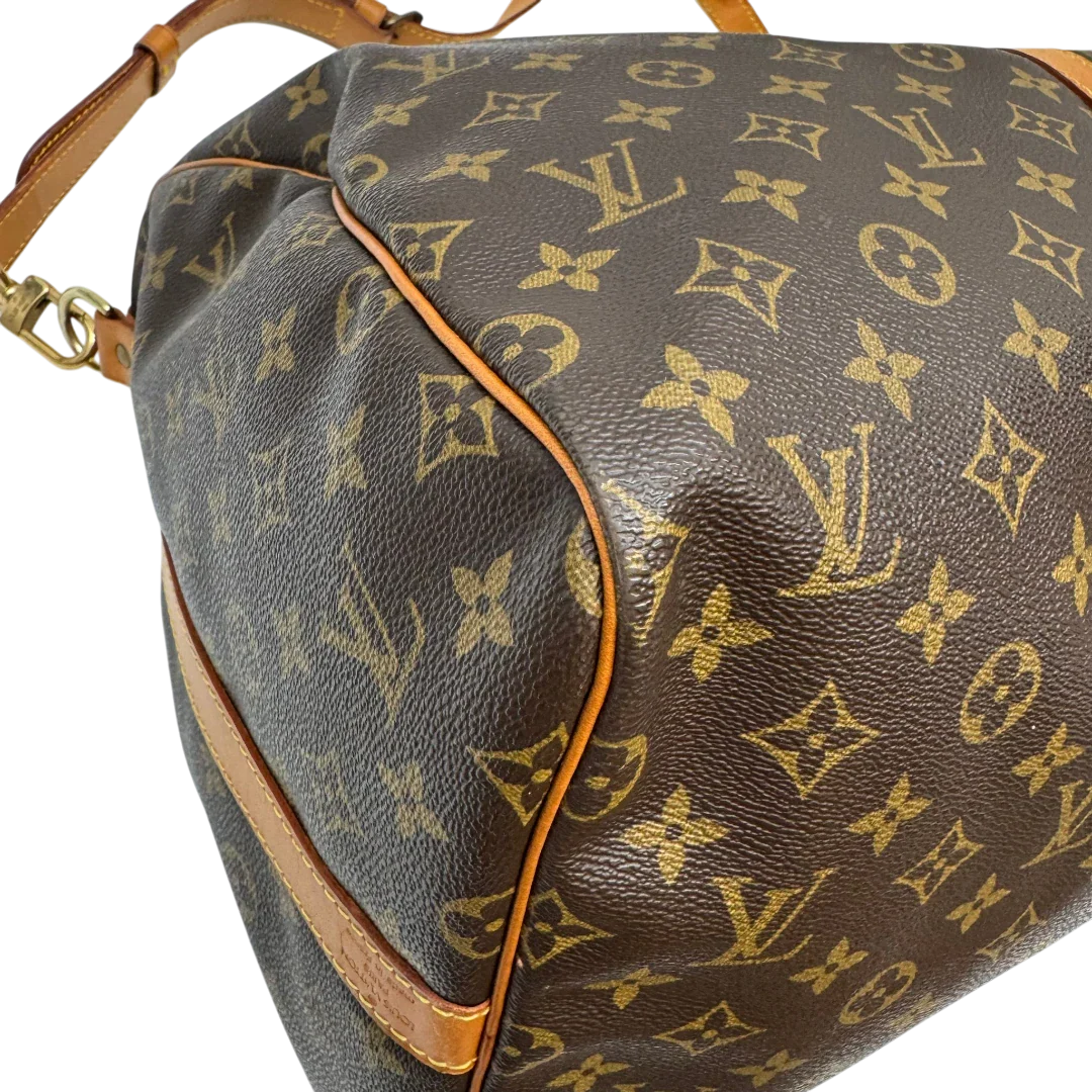 https://cdn.shopify.com/s/files/1/0564/9376/8855/files/Louis_Vuitton_Reisetasche_Keepall_55_Bandouliere_monogram_braun_6.webp?v=1783515514
