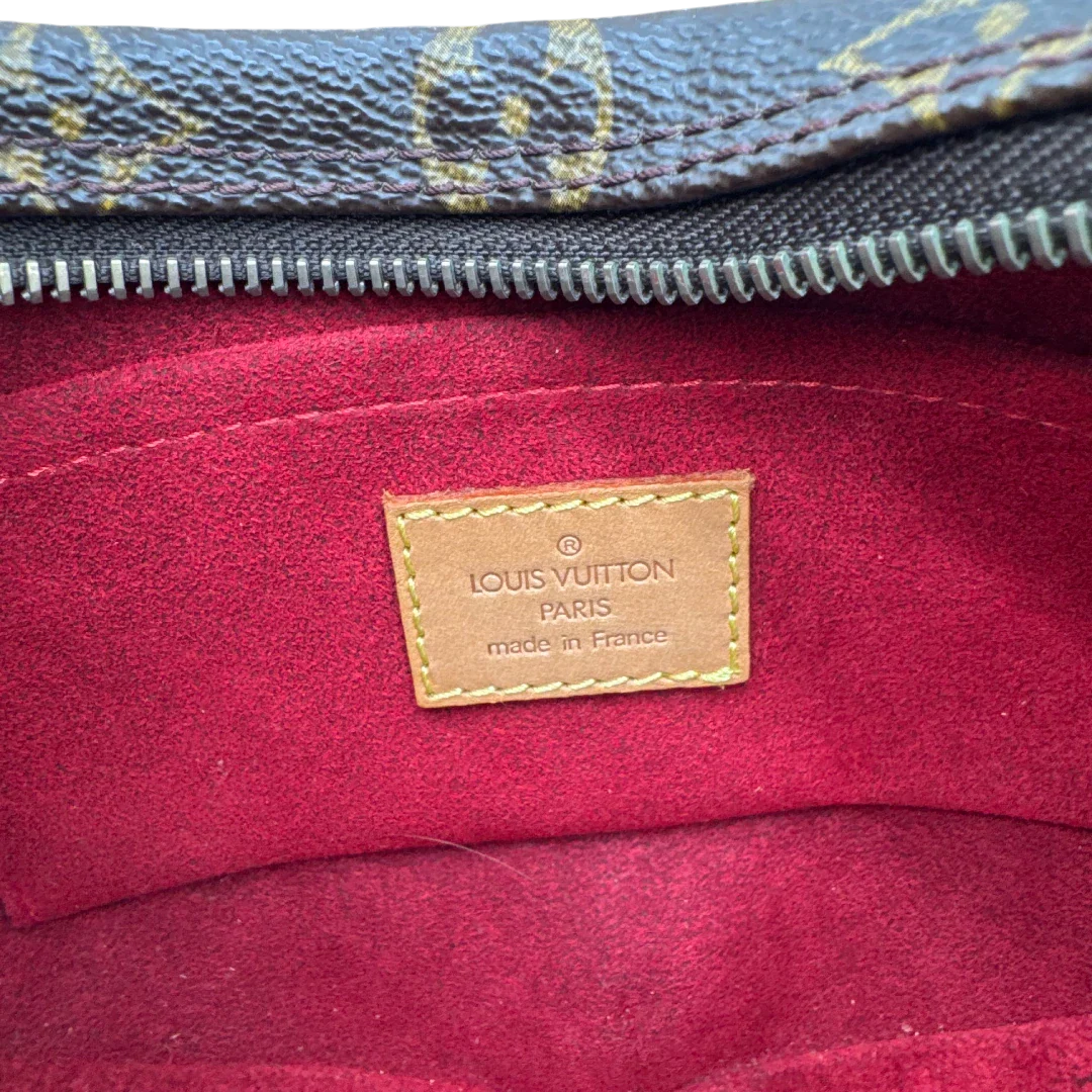 https://cdn.shopify.com/s/files/1/0564/9376/8855/files/Louis_Vuitton_Schultertasche_Croissant_PM_monogram_braun_vintage_LV_8055.webp?v=1772115947