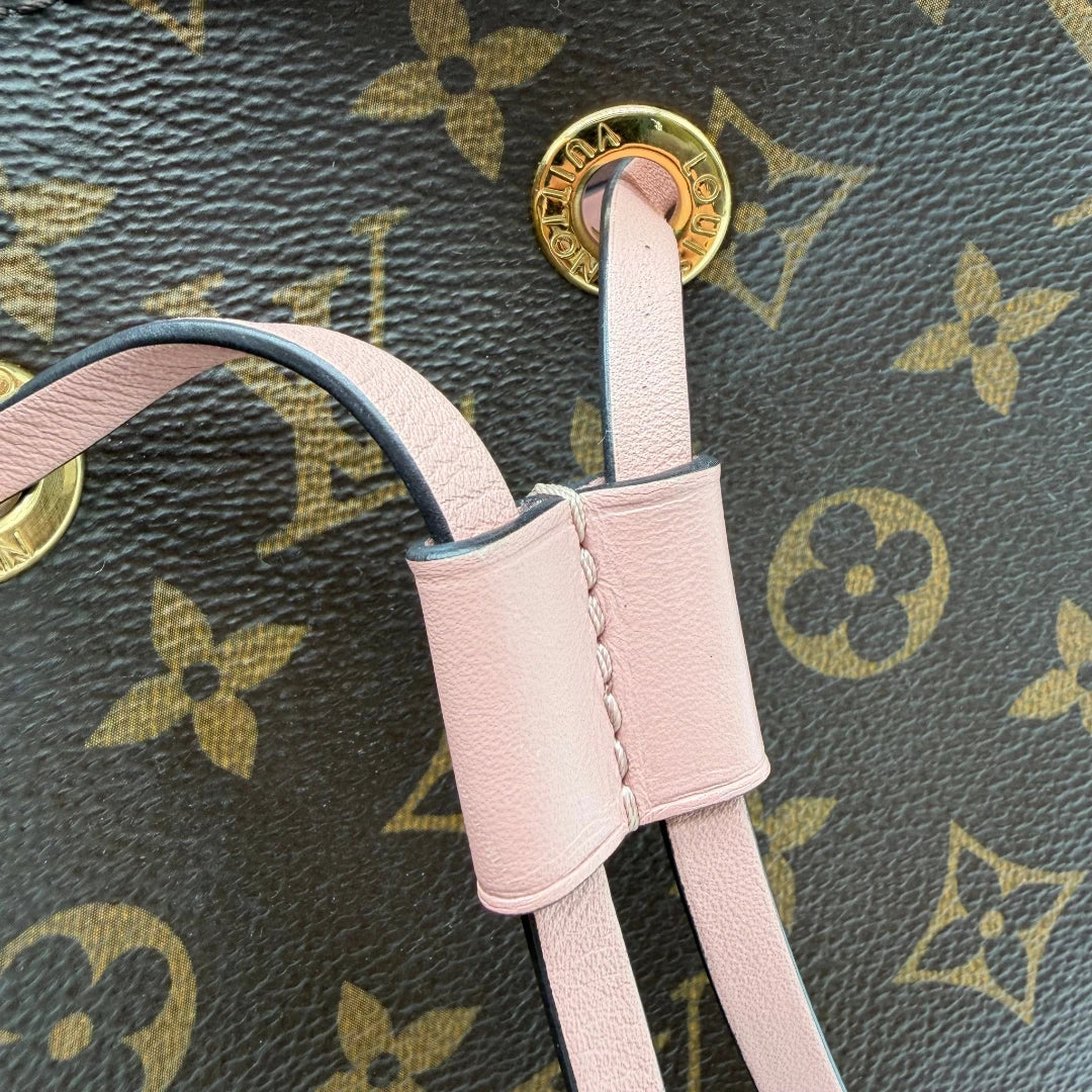 https://cdn.shopify.com/s/files/1/0564/9376/8855/files/Louis_Vuitton_Schultertasche_NeoNoe_monogram_braun_vintage_LV3593.webp?v=1774401024