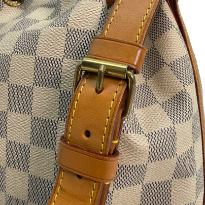 https://cdn.shopify.com/s/files/1/0564/9376/8855/files/Louis_Vuitton_Schultertasche_Sac_Noe_BB_Damier_Azur_beige_vintage_LV8698.webp?v=1781052450
