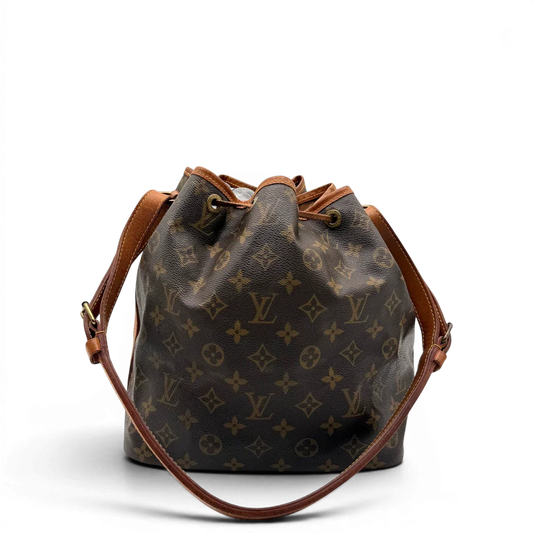 https://cdn.shopify.com/s/files/1/0564/9376/8855/files/Louis_Vuitton_Schultertasche_Sac_Noe_petit_monogram_braun_vintage_LV6287.webp?v=1778674590