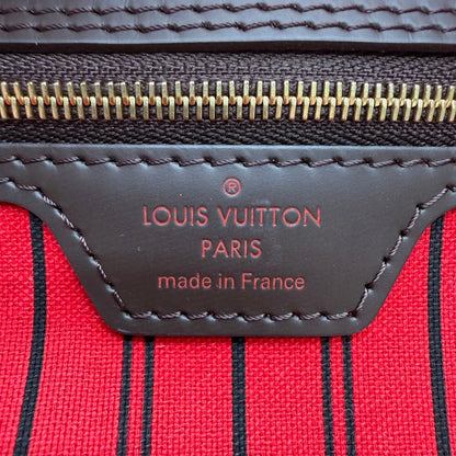 https://cdn.shopify.com/s/files/1/0564/9376/8855/files/Louis_Vuitton_Shopper_Neverfull_GM_Damier_Ebene_braun_16.webp?v=1781773038