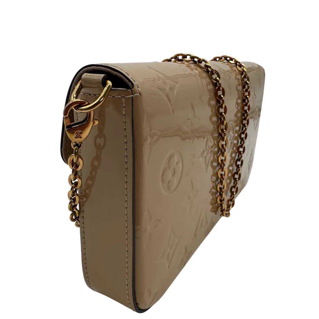 https://cdn.shopify.com/s/files/1/0564/9376/8855/files/Louis_Vuitton_Umhaengetasche_Felice_Multi_Pochette_Vernis_Monogram_beige_vintage_LV_2185.webp?v=1769739466