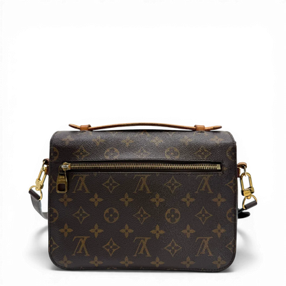 https://cdn.shopify.com/s/files/1/0564/9376/8855/files/Louis_Vuitton_Umhangetasche_Pochette_Metis_monogram_braun_vintage_LV34342.webp?v=1774404212