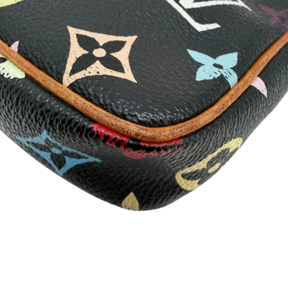 https://cdn.shopify.com/s/files/1/0564/9376/8855/files/Louis_Vuitton_x_Murakami_Pochette_Accessoires_monogram_schwarz_vintage_LV6884.webp?v=1779321151