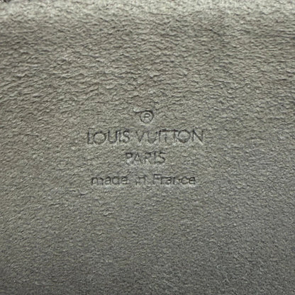 https://cdn.shopify.com/s/files/1/0564/9376/8855/files/Louis_Vuitton_x_Murakami_Pochette_Accessoires_monogram_schwarz_vintage_LV6893.webp?v=1779321152