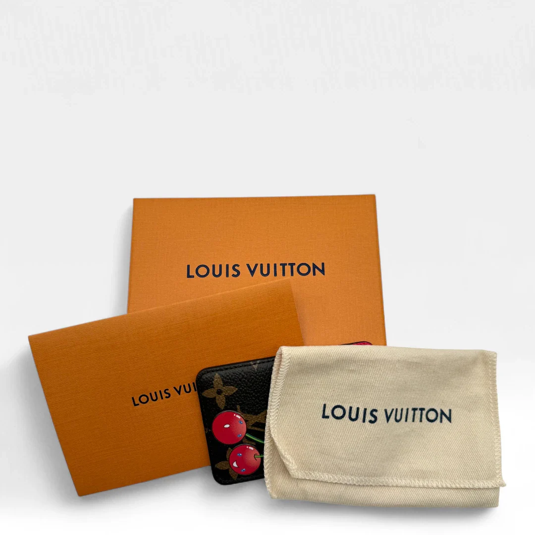 Louis Vuitton x Murakami カード Louis Vuitton x Takashi Murakami Cherry Blossom Cardholder 2025