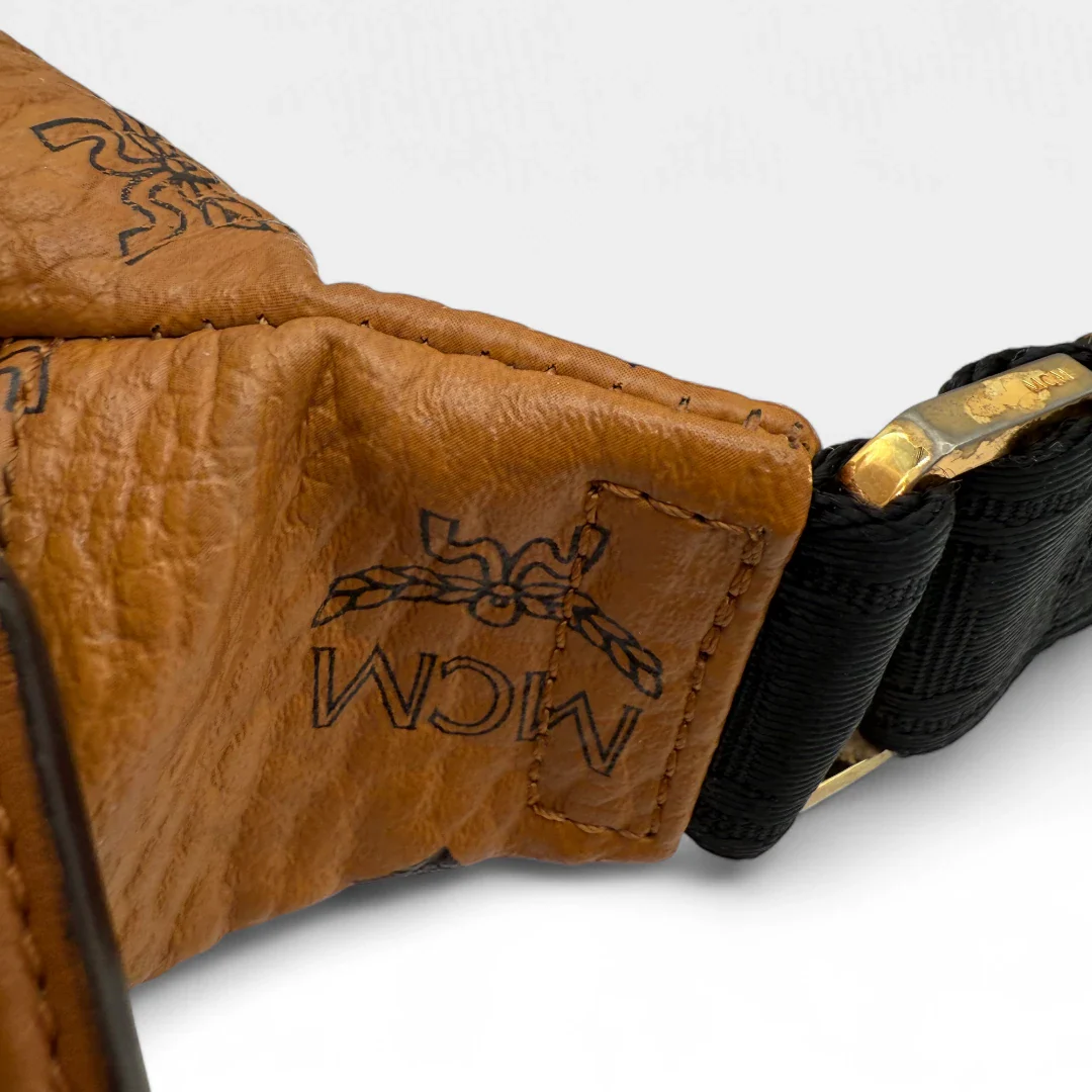 https://cdn.shopify.com/s/files/1/0564/9376/8855/files/MCM_Bauchtasche_Fursten_small_visetos_braun_second_hand_luxury_MCM_Fannypack7830.webp?v=1756983958