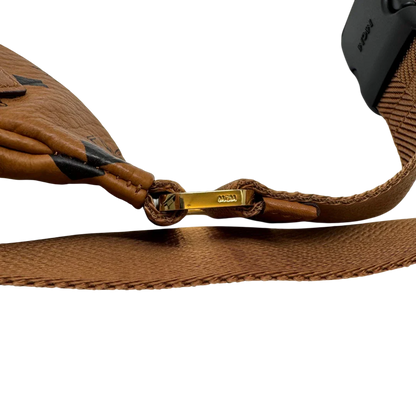 https://cdn.shopify.com/s/files/1/0564/9376/8855/files/MCM_Bauchtasche_Gurteltasche_Fursten_small_visetos_braun_11.webp?v=1784283927