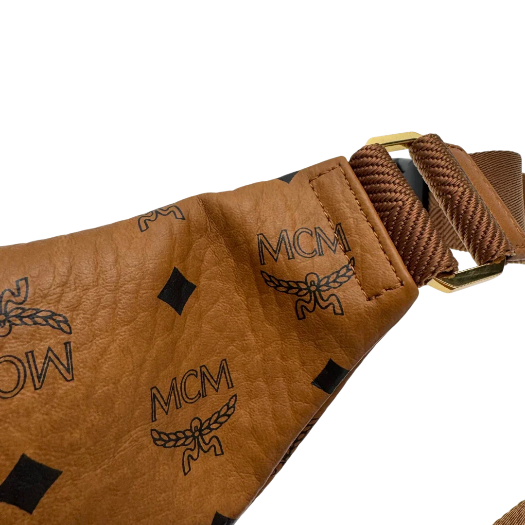 https://cdn.shopify.com/s/files/1/0564/9376/8855/files/MCM_Bauchtasche_Gurteltasche_Fursten_small_visetos_braun_12.webp?v=1784283926