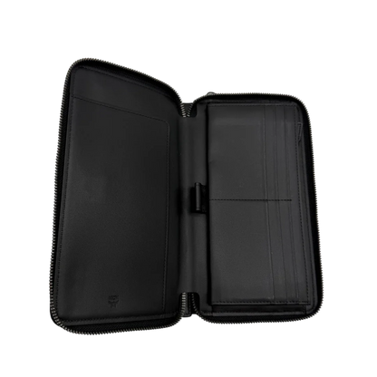 https://cdn.shopify.com/s/files/1/0564/9376/8855/files/MCM_Geldbeutel_Aren_Zip_Around_visetos_braun_8.webp?v=1781856085