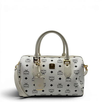 https://cdn.shopify.com/s/files/1/0564/9376/8855/files/MCM_Handtasche_Ella_Boston_30_visetos_weiss_vintage2021.webp?v=1779964821