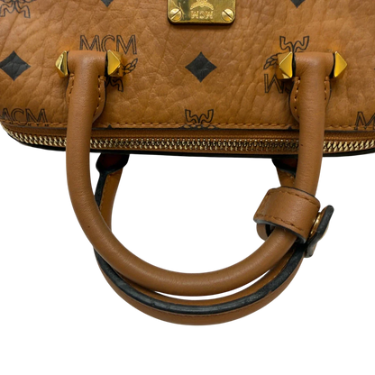https://cdn.shopify.com/s/files/1/0564/9376/8855/files/MCM_Handtasche_Mini_Boston_mit_Umhangegurt_visetos_braun_10.webp?v=1783514276