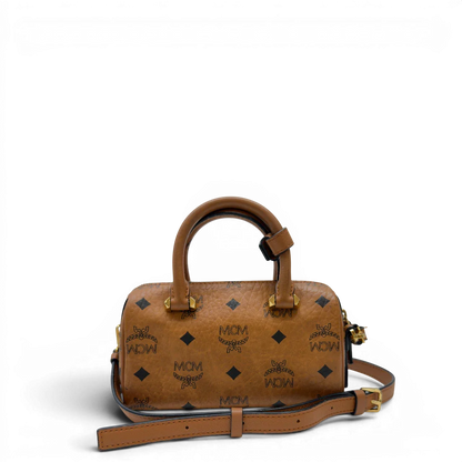 https://cdn.shopify.com/s/files/1/0564/9376/8855/files/MCM_Handtasche_Mini_Boston_mit_Umhangegurt_visetos_braun_4.webp?v=1783514275