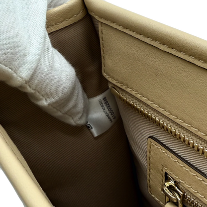https://cdn.shopify.com/s/files/1/0564/9376/8855/files/MCM_Messenger_Tasche_Aren_in_Visetos_beige_vintage_bag4472.webp?v=1764858167