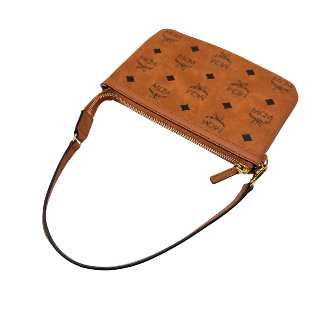 https://cdn.shopify.com/s/files/1/0564/9376/8855/files/MCM_Pochette_small_visetos_braun_10.webp?v=1784804533