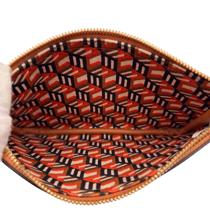https://cdn.shopify.com/s/files/1/0564/9376/8855/files/MCM_Pochette_small_visetos_braun_16.webp?v=1784804534
