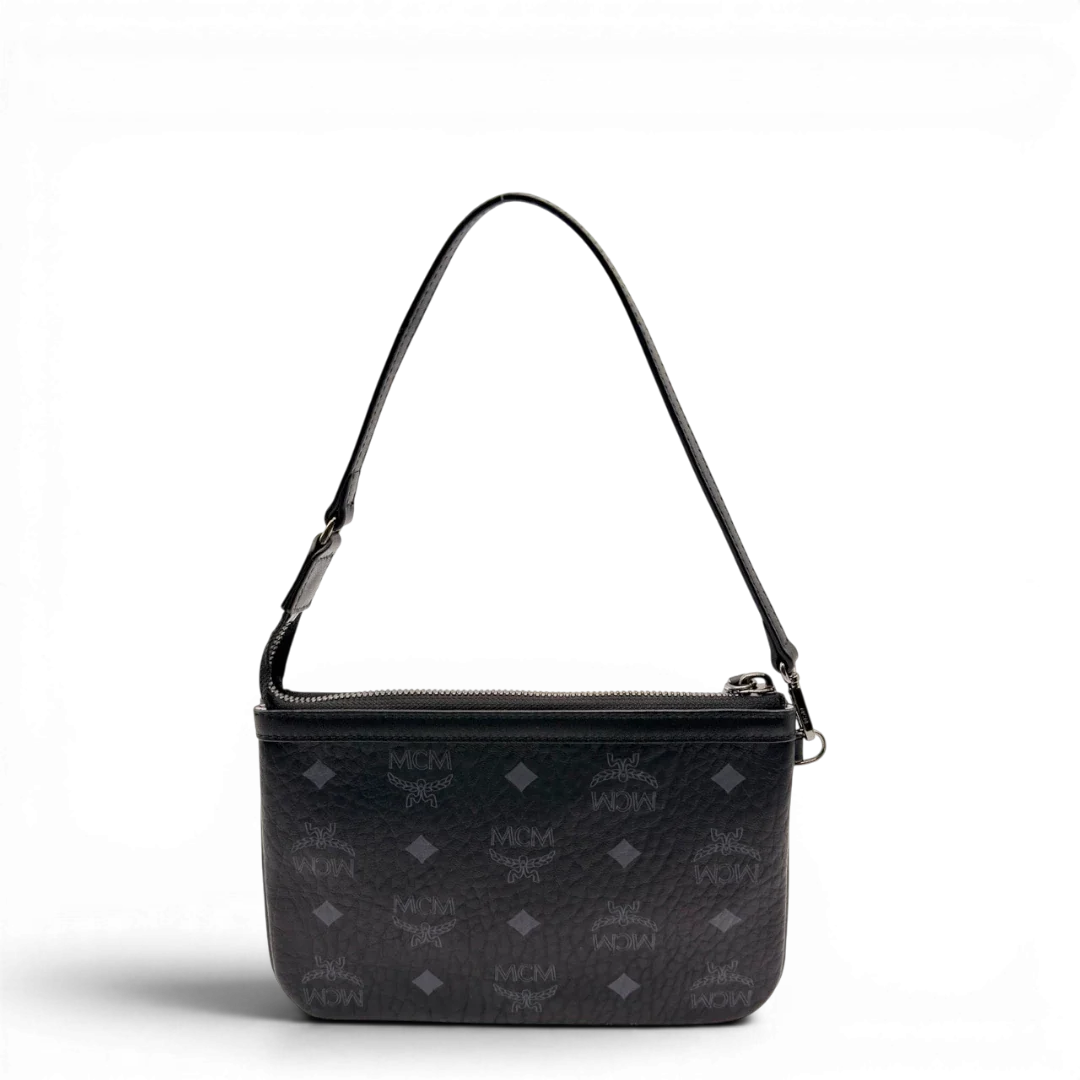 https://cdn.shopify.com/s/files/1/0564/9376/8855/files/MCM_Pochette_small_visetos_schwarz_4.webp?v=1784801019