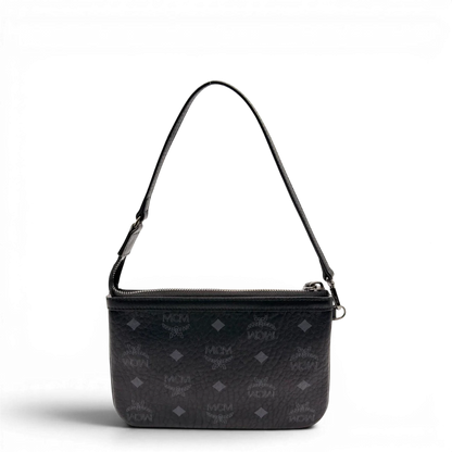 https://cdn.shopify.com/s/files/1/0564/9376/8855/files/MCM_Pochette_small_visetos_schwarz_4.webp?v=1784801019