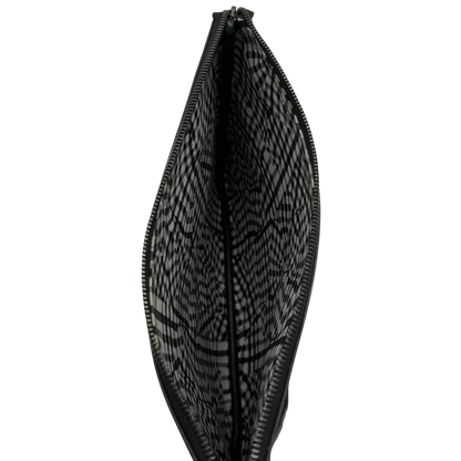 https://cdn.shopify.com/s/files/1/0564/9376/8855/files/MCM_Pochette_visetos_schwarz_14.webp?v=1781855869