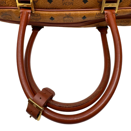 https://cdn.shopify.com/s/files/1/0564/9376/8855/files/MCM_Reisetasche_55_vintage_mit_Schultergurt_visetos_braun_10.webp?v=1784125617