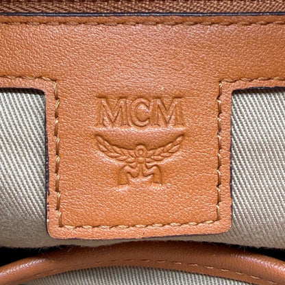 https://cdn.shopify.com/s/files/1/0564/9376/8855/files/MCM_Schultertasche_Soft_Berlin_Bucket_visetos_braun_15.webp?v=1781713454