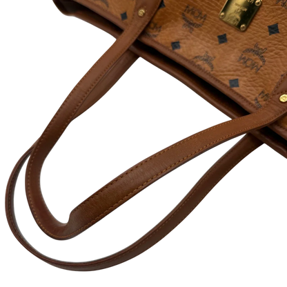 https://cdn.shopify.com/s/files/1/0564/9376/8855/files/MCM_Shopper_Anya_vintage_visetos_braun_10.webp?v=1781713164