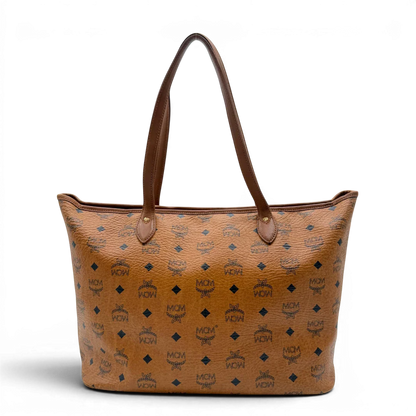 https://cdn.shopify.com/s/files/1/0564/9376/8855/files/MCM_Shopper_Anya_vintage_visetos_braun_2.webp?v=1781713164