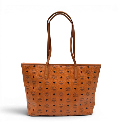 https://cdn.shopify.com/s/files/1/0564/9376/8855/files/MCM_Shopper_visetos_braun_2.webp?v=1784795143