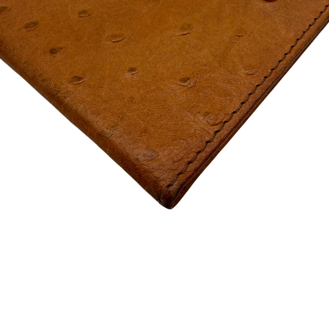 https://cdn.shopify.com/s/files/1/0564/9376/8855/files/MCM_Straussen_Etui_vintage5424.webp?v=1777483063