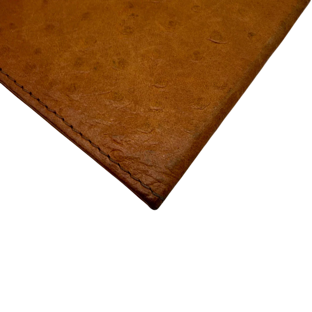 https://cdn.shopify.com/s/files/1/0564/9376/8855/files/MCM_Straussen_Etui_vintage5425.webp?v=1777483062