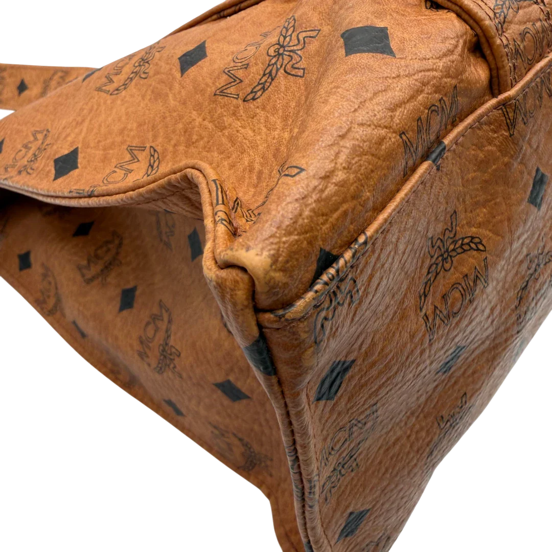 https://cdn.shopify.com/s/files/1/0564/9376/8855/files/MCM_Tote_bag_vintage5642_0dbef03e-79df-4600-bf95-e6a1dc45db4c.webp?v=1777480779