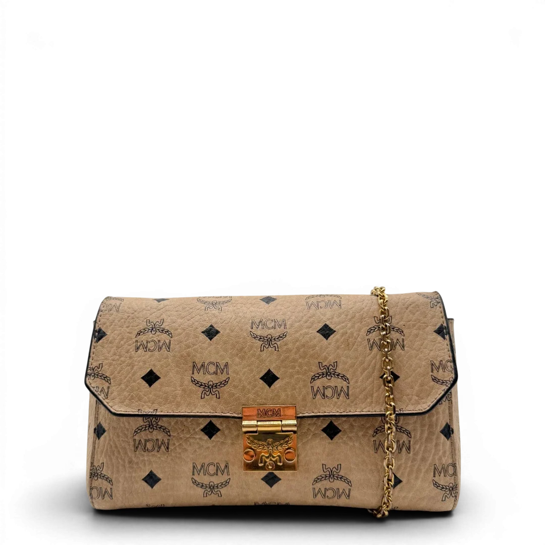 https://cdn.shopify.com/s/files/1/0564/9376/8855/files/MCM_Umhangetasche_Millie_Flap_visetos_beige_3.webp?v=1784795373