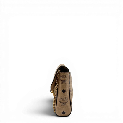 https://cdn.shopify.com/s/files/1/0564/9376/8855/files/MCM_Umhangetasche_Millie_Flap_visetos_beige_5.webp?v=1784795373
