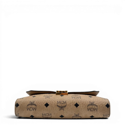 https://cdn.shopify.com/s/files/1/0564/9376/8855/files/MCM_Umhangetasche_Millie_Flap_visetos_beige_7.webp?v=1784795373