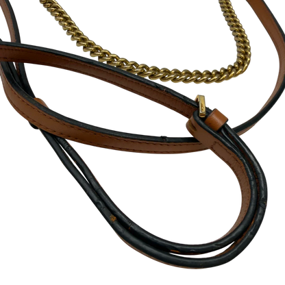 https://cdn.shopify.com/s/files/1/0564/9376/8855/files/MCM_Umhangetasche_Patricia_mit_Umhangegurt_visetos_braun_12.webp?v=1783513859