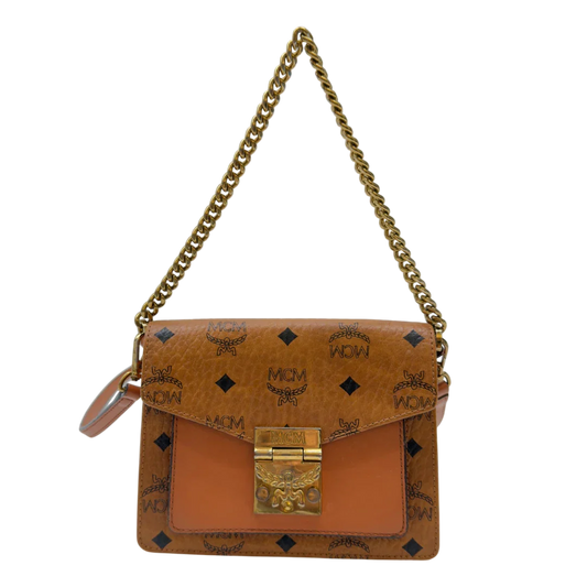 https://cdn.shopify.com/s/files/1/0564/9376/8855/files/MCM_Umhangetasche_Patricia_mit_Umhangegurt_visetos_braun_2.webp?v=1783513860