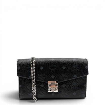 https://cdn.shopify.com/s/files/1/0564/9376/8855/files/MCM_Umhangetasche_Tracy_Wallet_on_Chain_visetos_schwarz_1.webp?v=1781855633