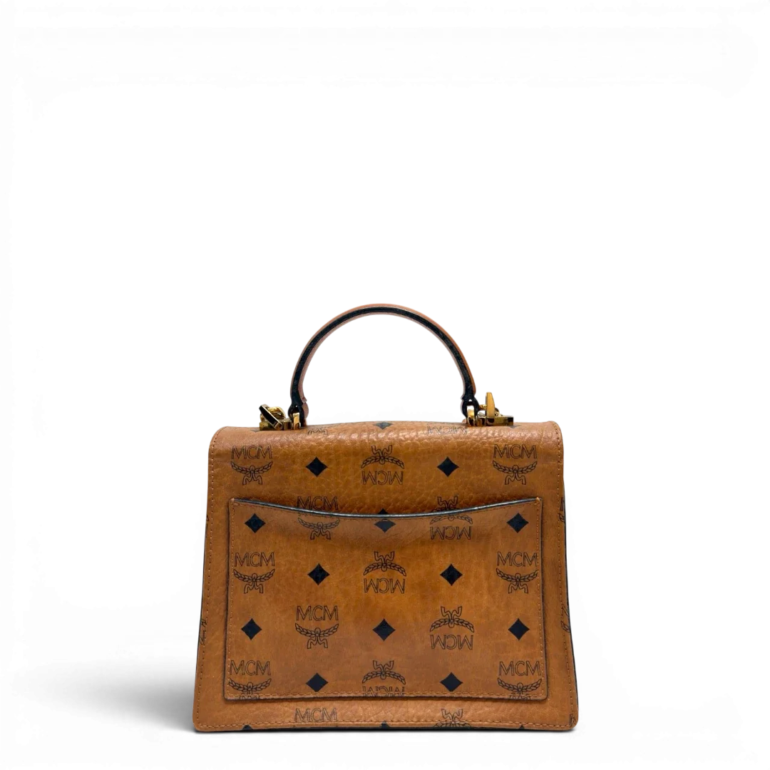 https://cdn.shopify.com/s/files/1/0564/9376/8855/files/MCM_Umhangetasche_Tracy_small_Satchel_visetos_braun_5.webp?v=1784794734