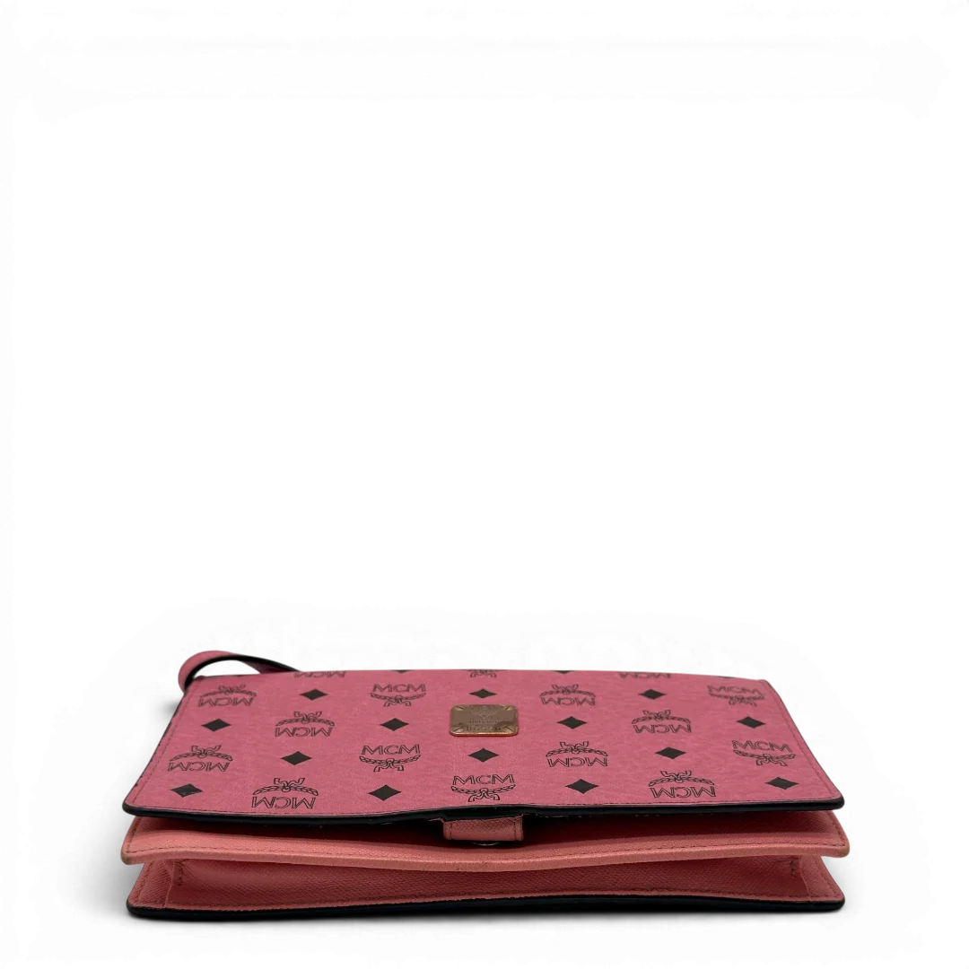 https://cdn.shopify.com/s/files/1/0564/9376/8855/files/MCM_Umhangetasche_Wallet_on_Chain_visetos_pink_7.webp?v=1784794518